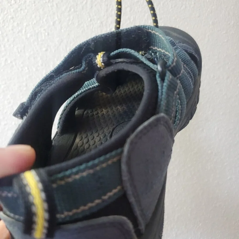 Keen Newport H2 Kids Blue Black Waterproof Hiking Water Sandals Size 3 1006557